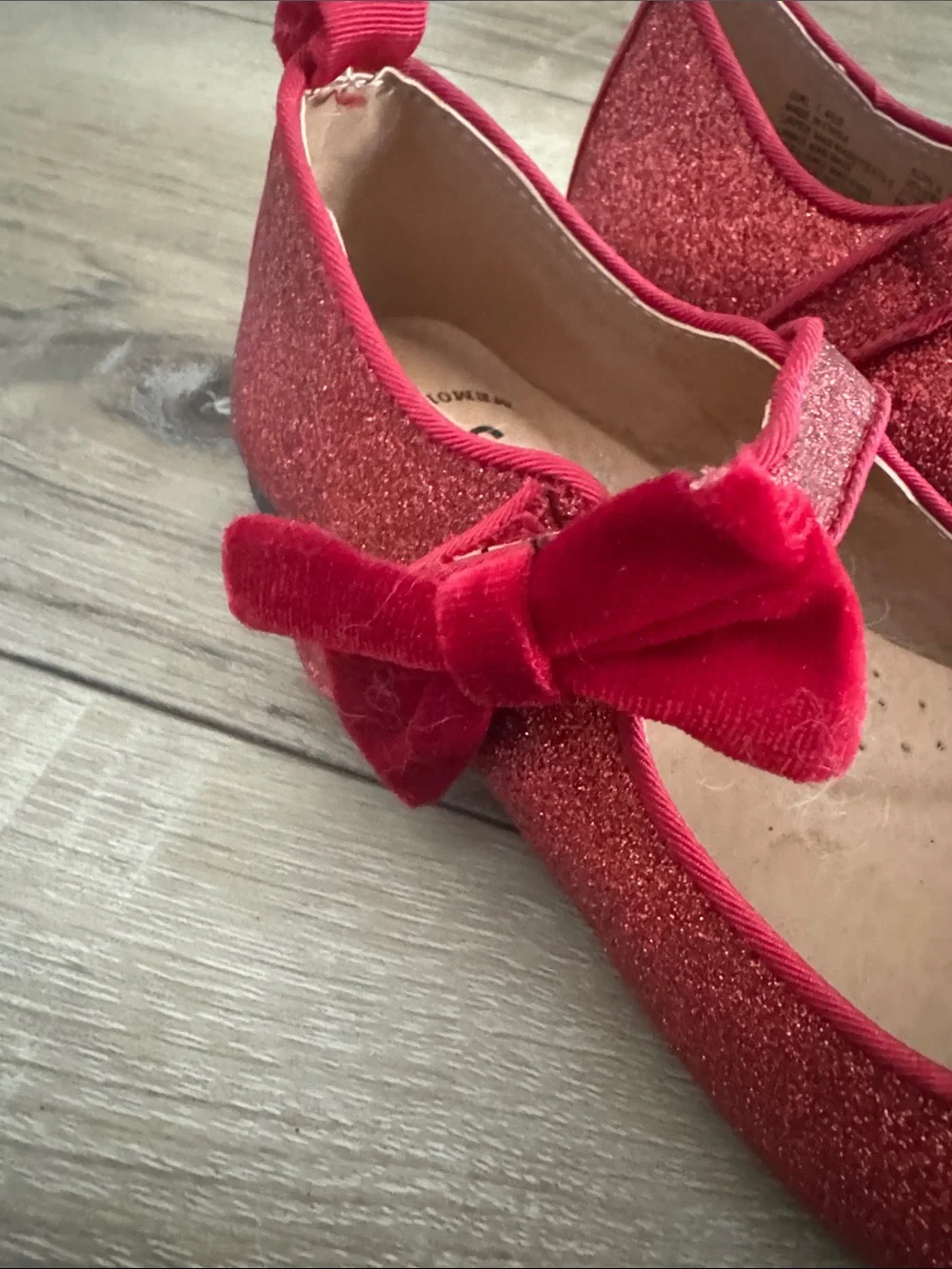 SO Red Glitter Mary Jane Dress Shoes with Bow Strap